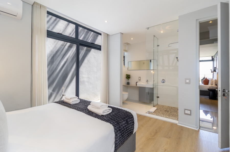 To Let 3 Bedroom Property for Rent in Green Point Western Cape